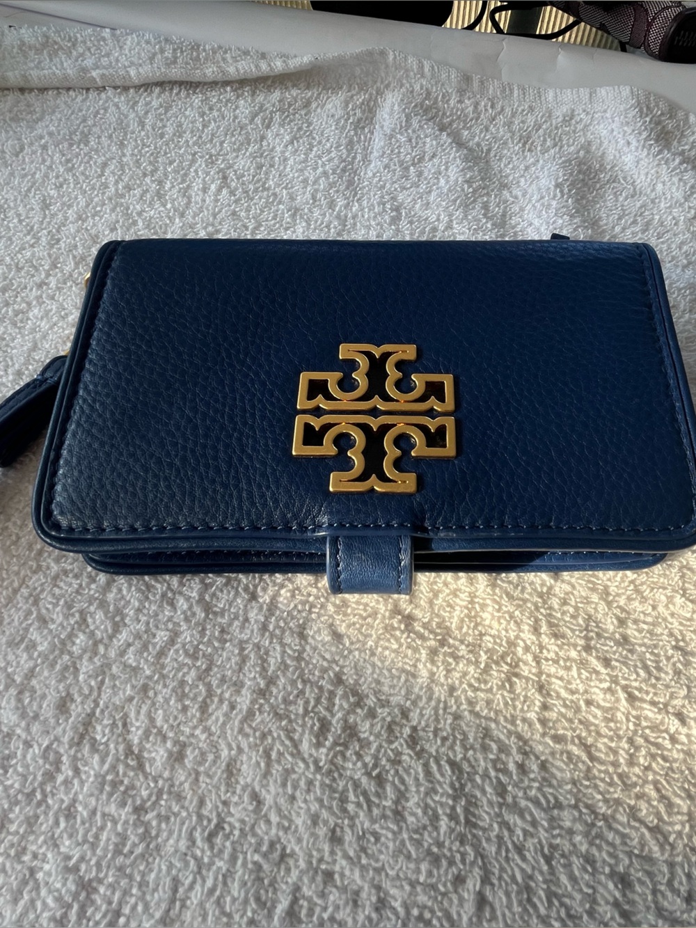 Tory Burch Britten Smart Phone Snap Wristlet